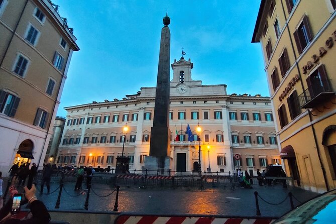 The History of Power in Modern Rome: A Self-Guided Audio Tour - The Pantheons Architectural Marvels