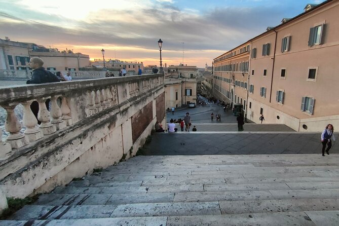 The History of Power in Modern Rome: A Self-Guided Audio Tour - Navigating the Piazza Navona