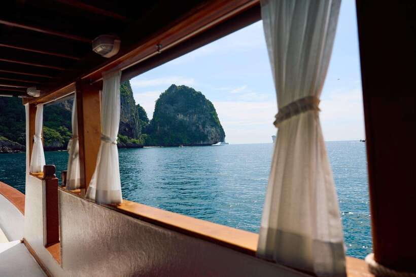The Krabi Private Party Luxury Boat. - Key Points