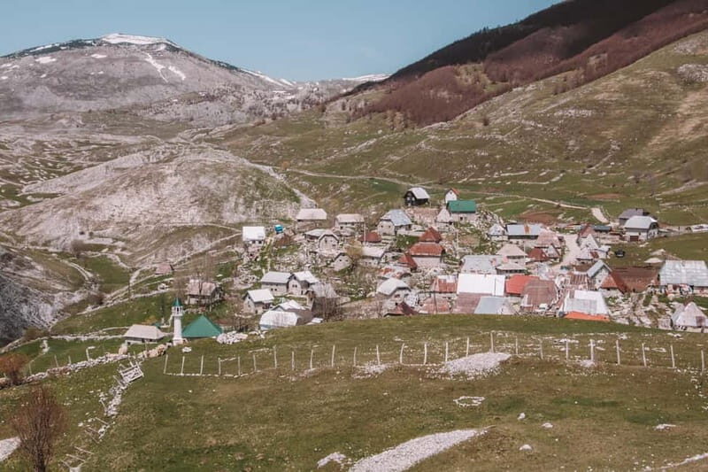 The loneliest village in Bosnia | Hike to Lukomir (from Sarajevo) - Practical Details and Value
