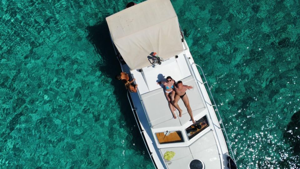 THE MADDALENA ARCHIPELAGO: EXCURSION ON BOARD MAUI - Booking
