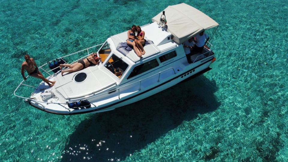 THE MADDALENA ARCHIPELAGO: EXCURSION ON BOARD MAUI - Group Size and Languages