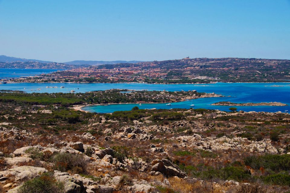 The Maddalena Archipelago: Motorboat Tour With Lunch - Discover the Intricate Coastline