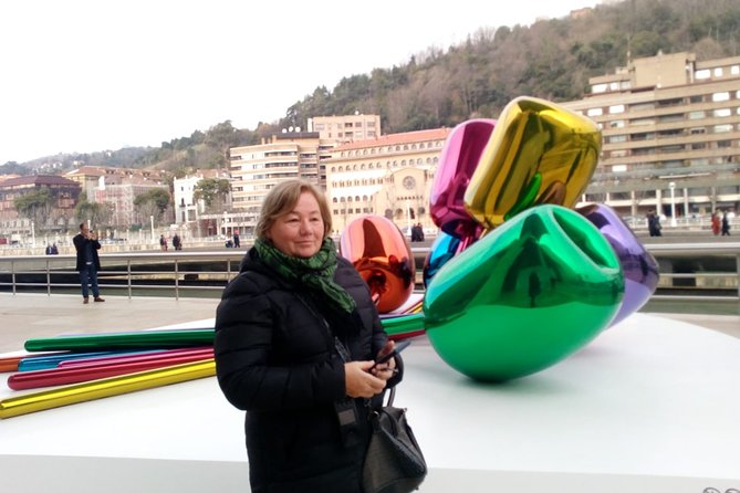 The Magic of the Guggenheim Museum - 2 Hours With VIP Tickets - Tour Duration and Inclusions