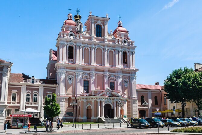 The Majestic and Royal Vilnius Private Walking Tour - Why This Tour Stands Out