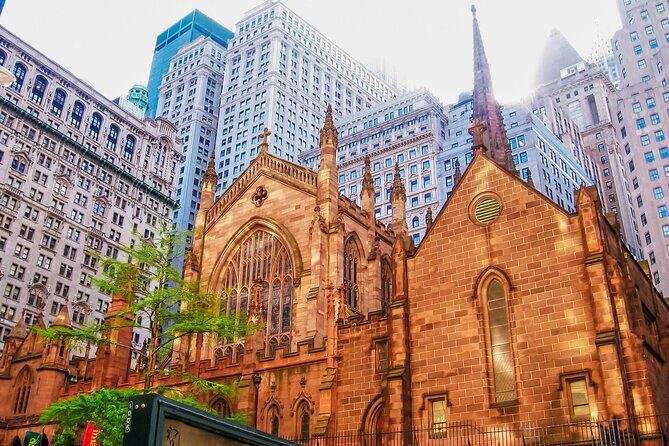 The Manhattan Bus and Walking Tour: Times Square to Battery Park - Midtown Marvels: Religious and Architectural Icons