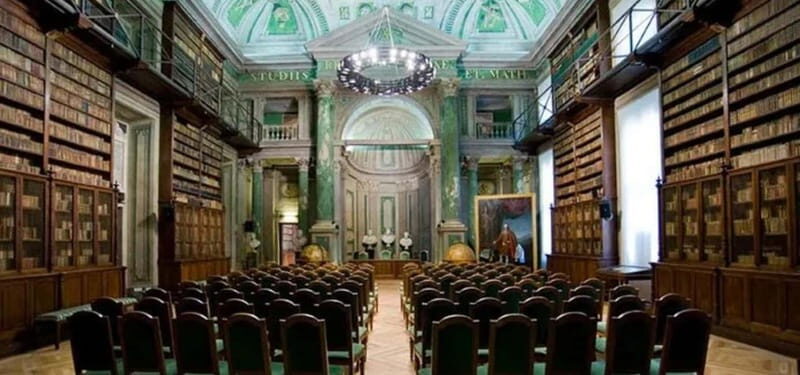The Miraculous World of the Academy of Sciences in Turin - Who Will Love This Experience?  