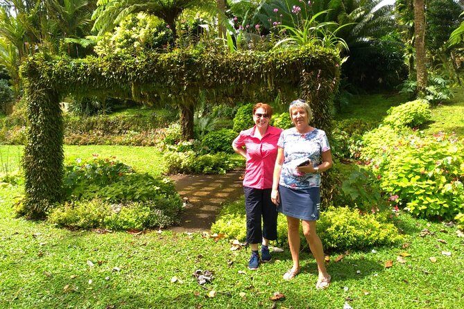 The Montreal Garden Tour with Fraser's Taxi and Tours - Key Points