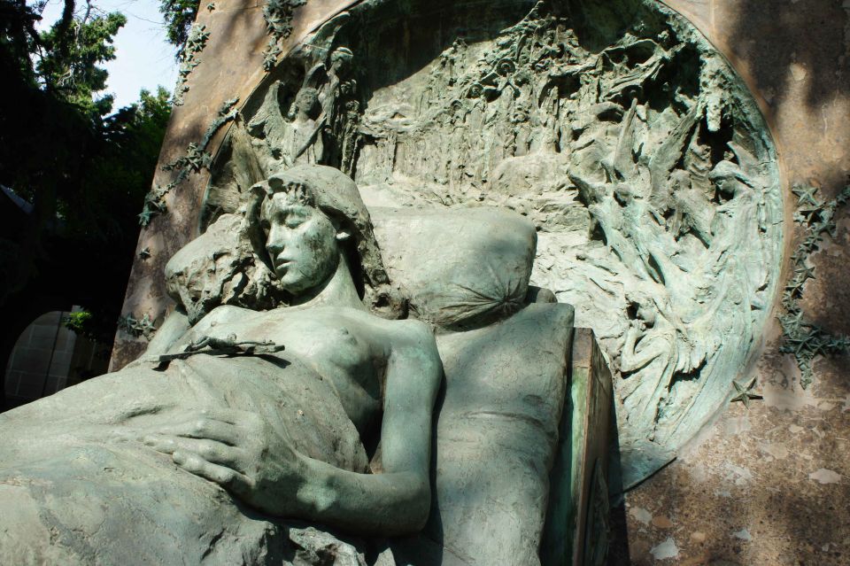 The Monumental Cemetery of Milan Guided Experience - Key Points