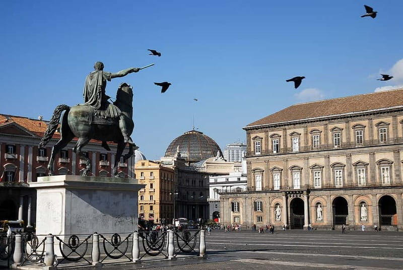 The Naples Grand Tour of the City and Hidden Gems - Teatro San Carlo and Toledo Street