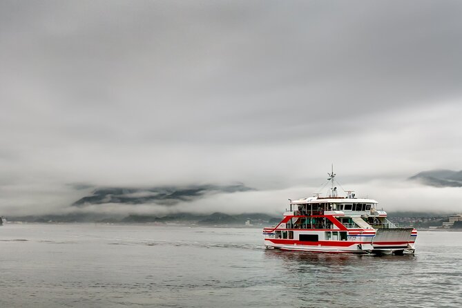 The Peace Memorial to Miyajima : Icons of Peace and Beauty - Arrival at the Destination