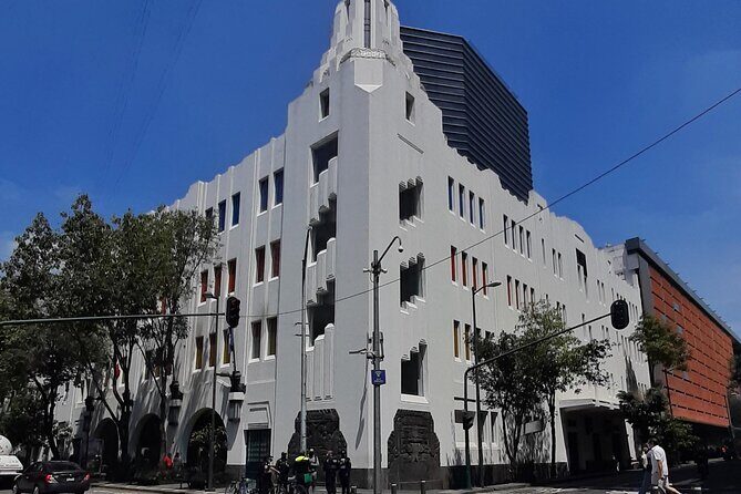 The revolution of the alebrije : popular art and Mexican identity - An In-Depth Look at the Experience