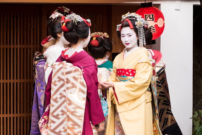 The Right Way to Know Kyoto - Experiencing Kyotos Traditional Craftsmanship
