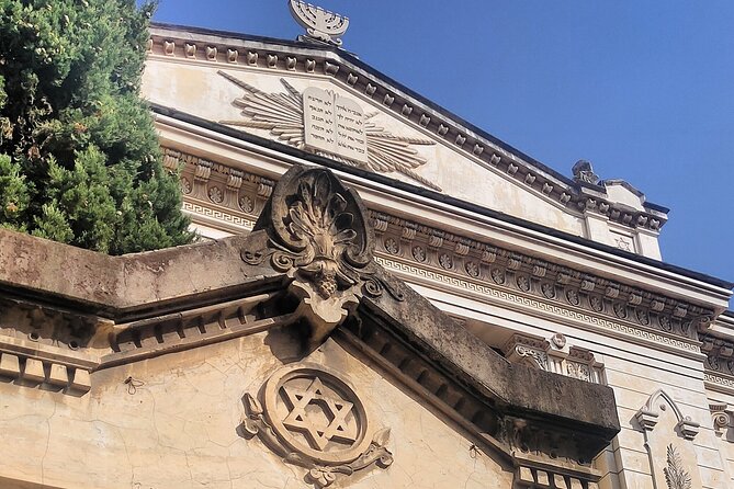 The Rise of Rome - Stroll Through Neighborhoods