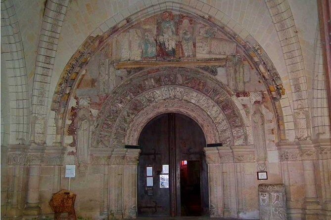 The Royal City of Loches, discovering a treasure that's off the beaten track - Practical Tips for Booking and Visiting