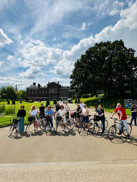 The Royal Express, 2.5 hour tour - An In-Depth Look at the Royal Express Bike Tour
