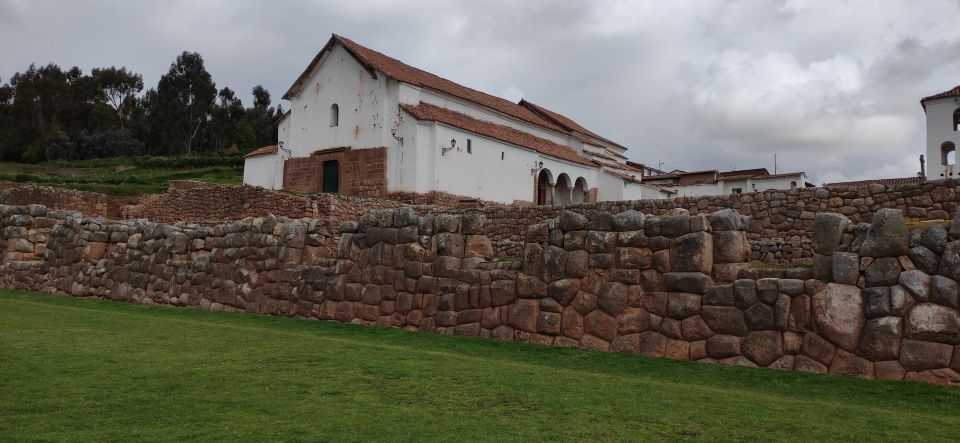 The Sacred Valley VIP, Moray and Salt Mines Private Tour - Lunch in Urubamba