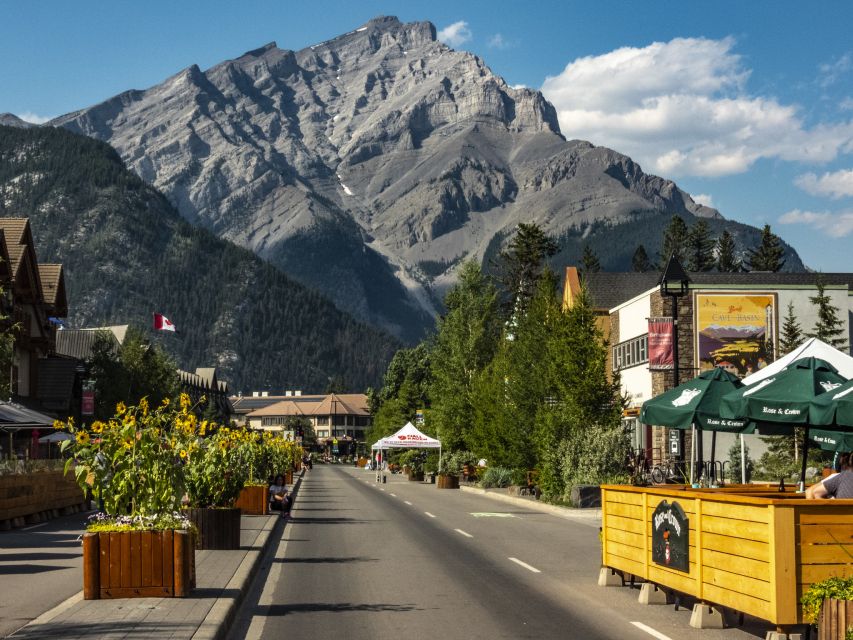 The Sights of Banff: a Smartphone Audio Walking Tour - Locating Statues and Sculptures