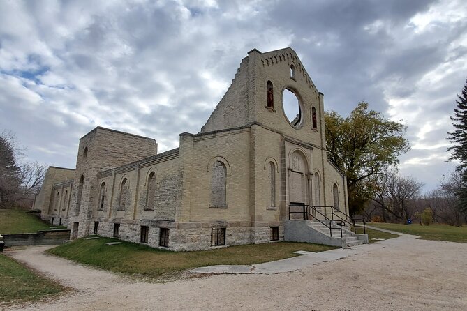 The Sights of South Winnipeg: a Smartphone Audio Tour - Tour Features