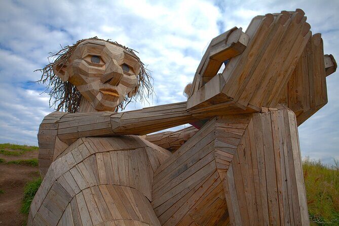 The Six Forgotten Giants Trolls Hunt with Minibus - Who Would Love This Tour?  