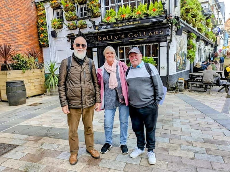 The Story of Belfast: walking tour with a local guide - Hidden Gems and Local Life