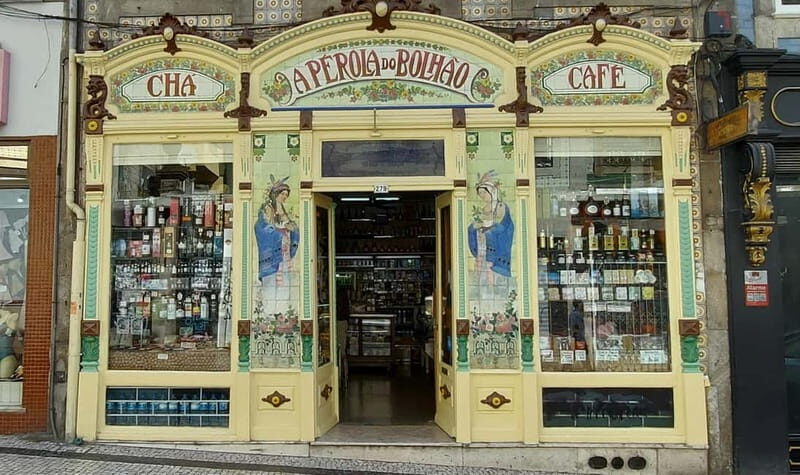 The story of Porto behind its tiles - Exploring the Fascinating World of Porto’s Tiles