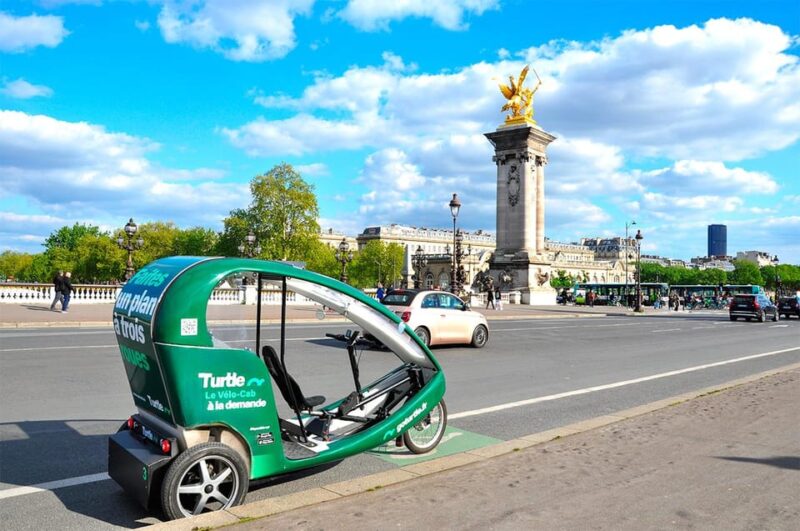 The Tout Paris Private Rickshaw Bike Tour With Audio Guide - Tour Highlights