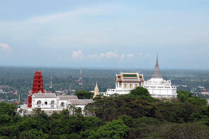 The Treasures of Ancient Phetchaburi - Architectural Wonders