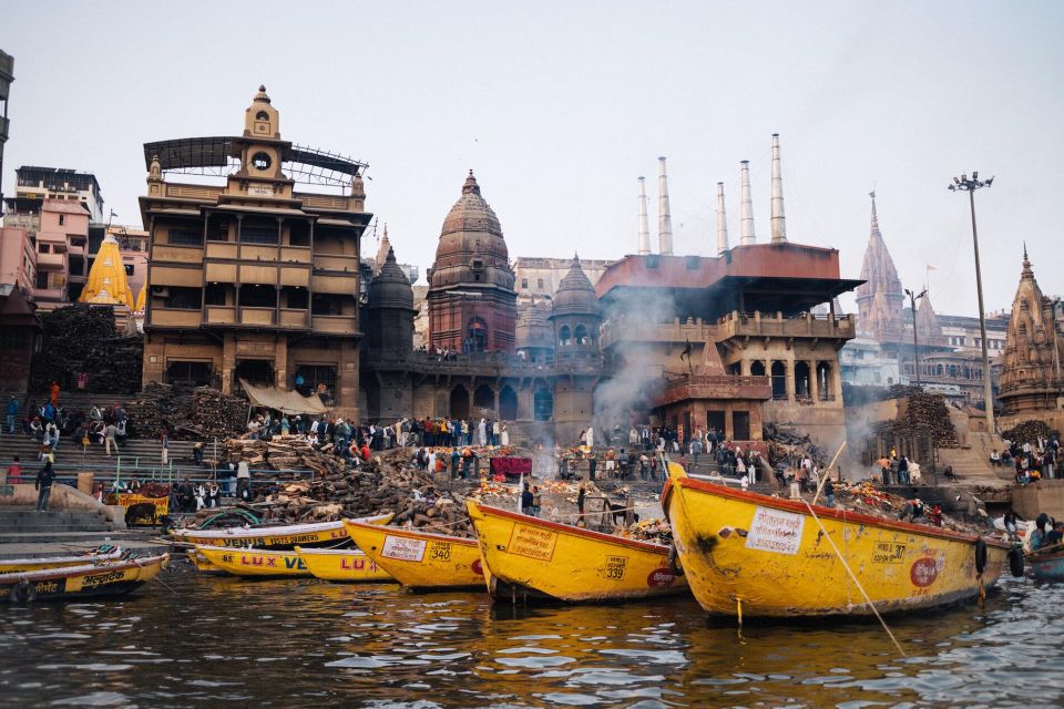 The Ultimate 1 Day in Varanasi - How to Spend 13 Hours - Evening Ganga Aarti Experience