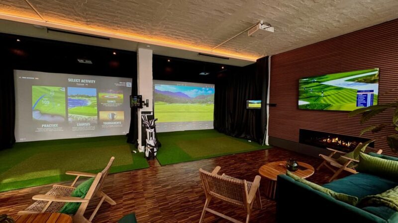 The Ultimate Berlin Golf Bar for Groups, Games & Good Times - Authentic Experiences and Real Reviews