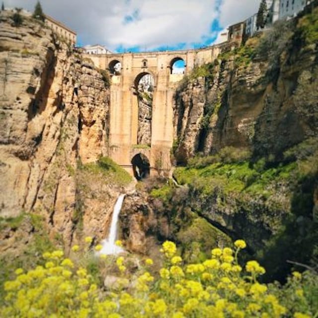 The Villages of Andalusia: Full-Day Trip From Seville - Hiking Through Lush Forests and Stunning Vistas