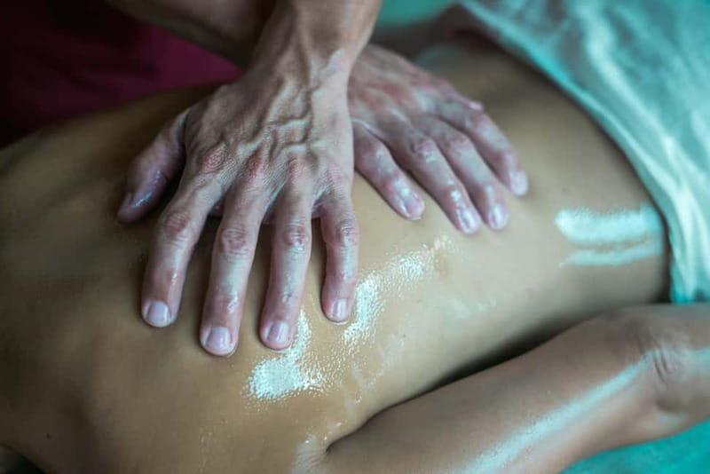 The Water Journey and our exclusive massage (60') - Introducing the Water Journey and Exclusive Massage Experience in Málaga