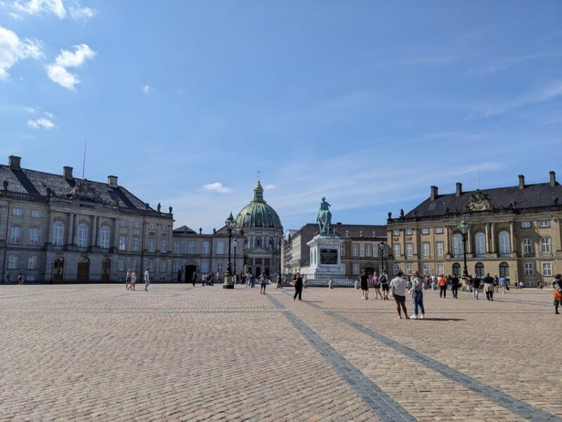 The waterfront - Guided tour of Copenhagen along the waterfront in French - An In-Depth Look at the Experience  