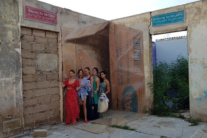 The Whole Story Tour of San Nicolas in Aruba - A Detailed Look at the San Nicolas Murals Tour