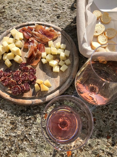 The WINEdering Bike: Private Bike Tour & Wine Tasting - A Closer Look at the WINEdering Bike Experience
