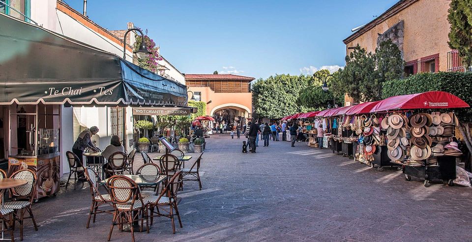 The Wonders of Queretaro: Private Tour From Mexico City - Discovering Bernals Charm and History