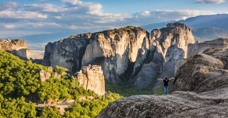 Thessaloniki: 3-Day Meteora Trip with Tours, Museum & Hotel - Day Two: Monasteries, Hiking, and Flexible Exploration