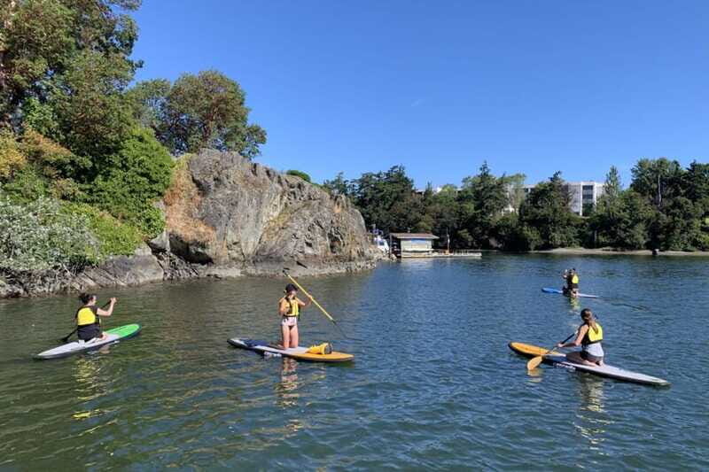 Thetis Lake: Paddle Board Tour with Gear Included - The Experience in Detail