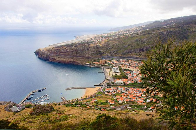 Things to Do in Santana - Hiking Trails Around Santana