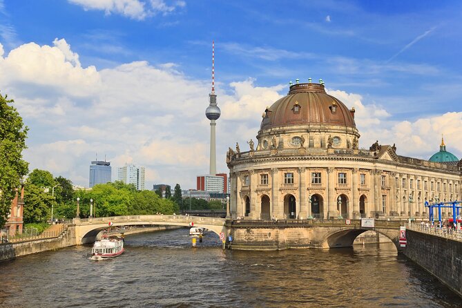 Third Reich Quest Experience in Berlin - Improvements and Host Response