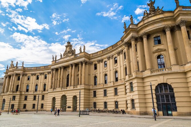 Third Reich Quest Experience in Berlin - Comparison to Traditional History Tours