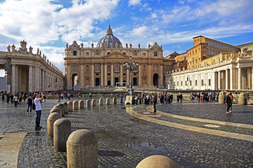 Three Hours Rome Private Panoramic Tour With Chauffeur - Key Points