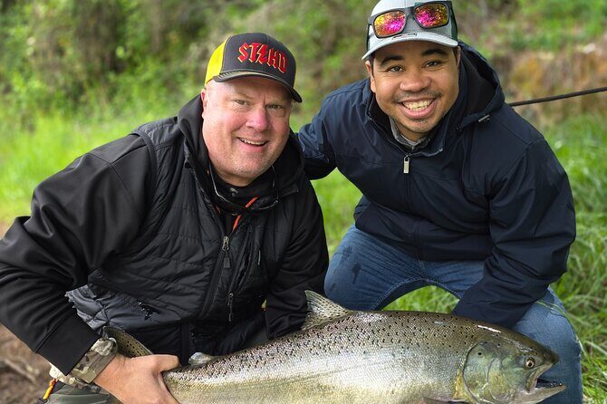 Thrilling Chartered Fishing Trip on the Rogue River - An In-Depth Look at the Rogue River Fishing Trip  