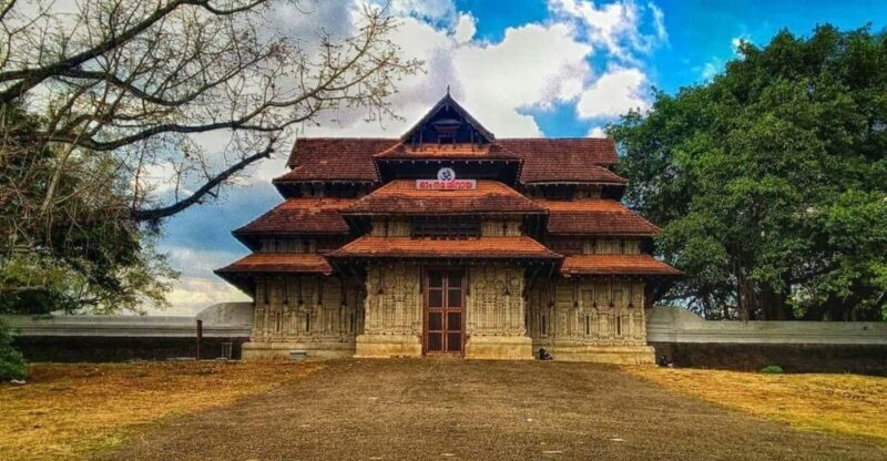 THRISSUR DAY TOUR FROM COCHIN - Visiting Vilangenkunnu Viewpoint