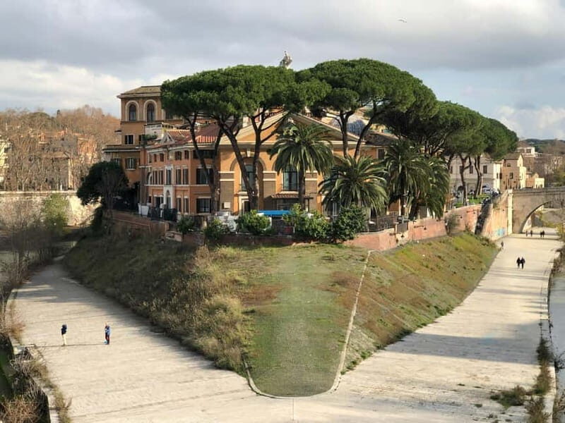 Tiber Island & Ghetto Museum: A Tour of History and Identity - Discovering Rome’s Hidden Corners: Tiber Island & Ghetto Museum Tour