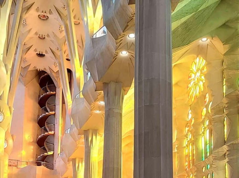 Tickets & Towers: Lights & Shadows of the Sagrada Familia - A Closer Look at the Tour Experience  