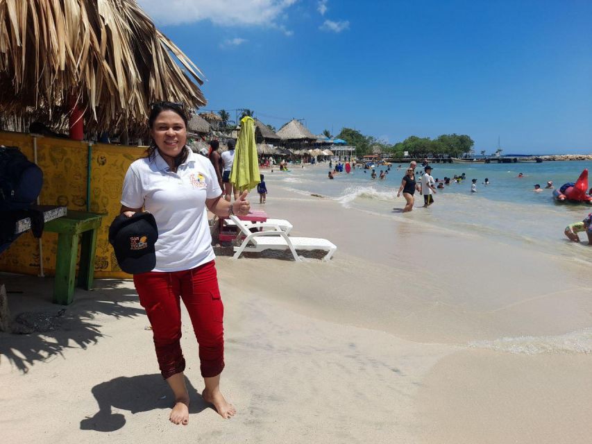 Tierra Bomba: Typical Beach Day at Punta Arena! - Typical Caribbean Cuisine