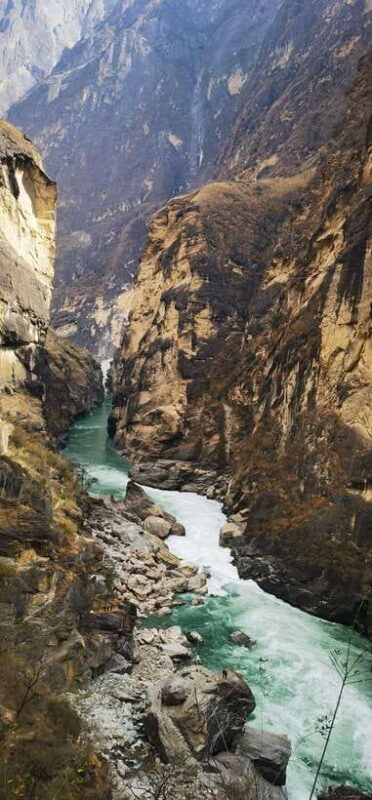 Tiger Leaping Gorge Trekking in the Canyon - Analyzing the Value