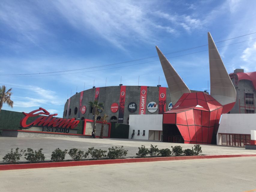 Tijuana: Guided City Tour With Local Food and Beer Tasting - Sampling Craft Beers at Cervecería Tijuana