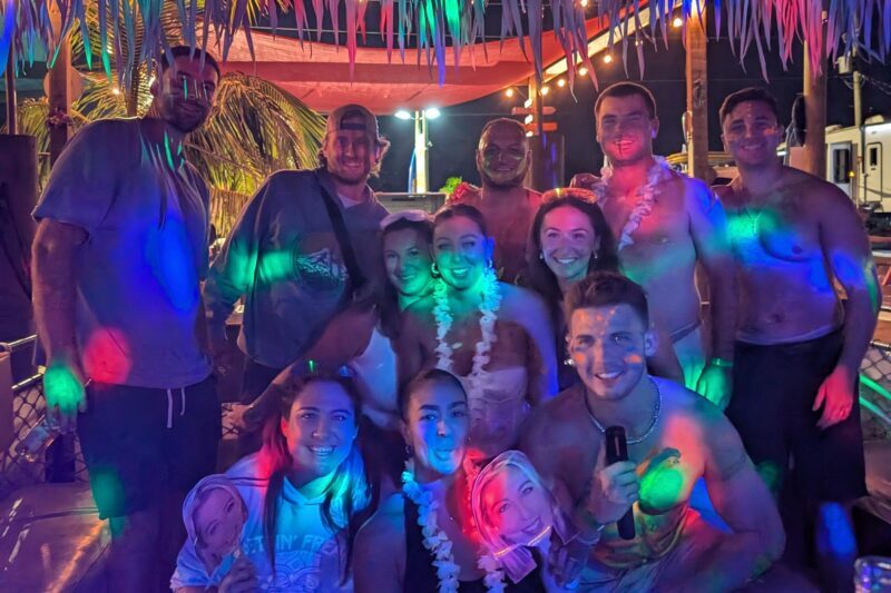 Tiki Pub Glow Party Cruise (Adults only) - The Sum Up
